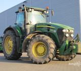 John Deere 7830