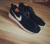 Nike roshe run