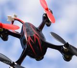 Dronas quadcopter su kamera
